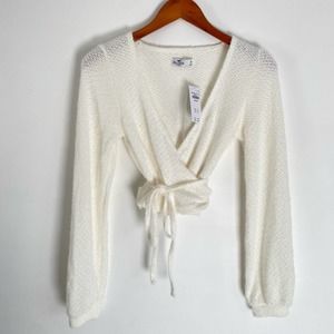NWT Hollister Wrap Sweater Crop Top Size Medium White